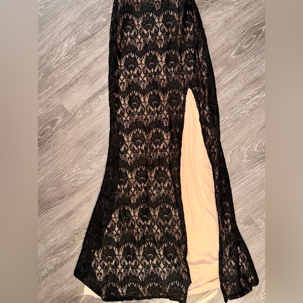 Jodi Kristopher Black Lace Maxi Dress - Picture 3 of 4
